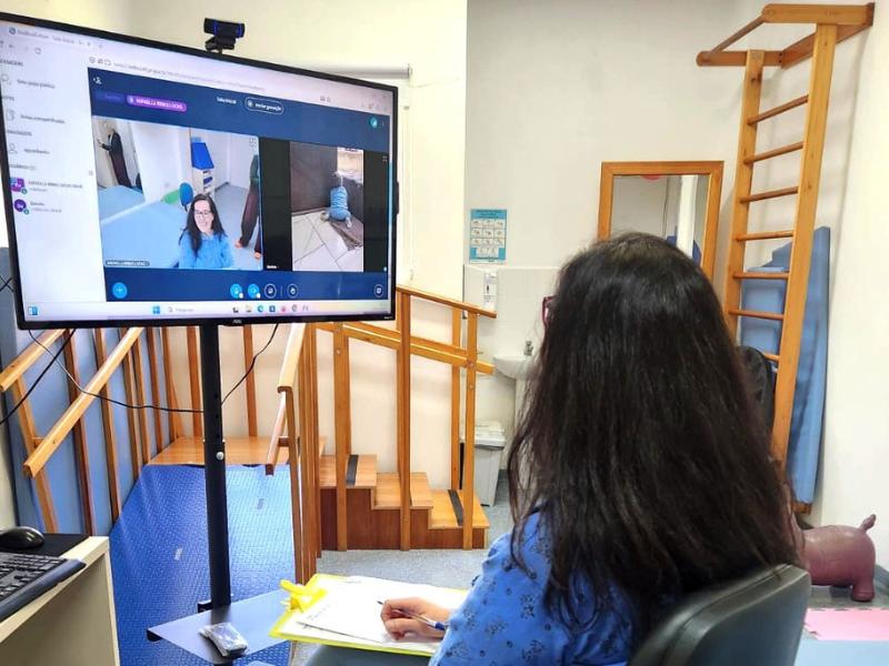 Hospital Waldemar Monastier amplia cuidado pediátrico com projeto pioneiro de fisioterapia online