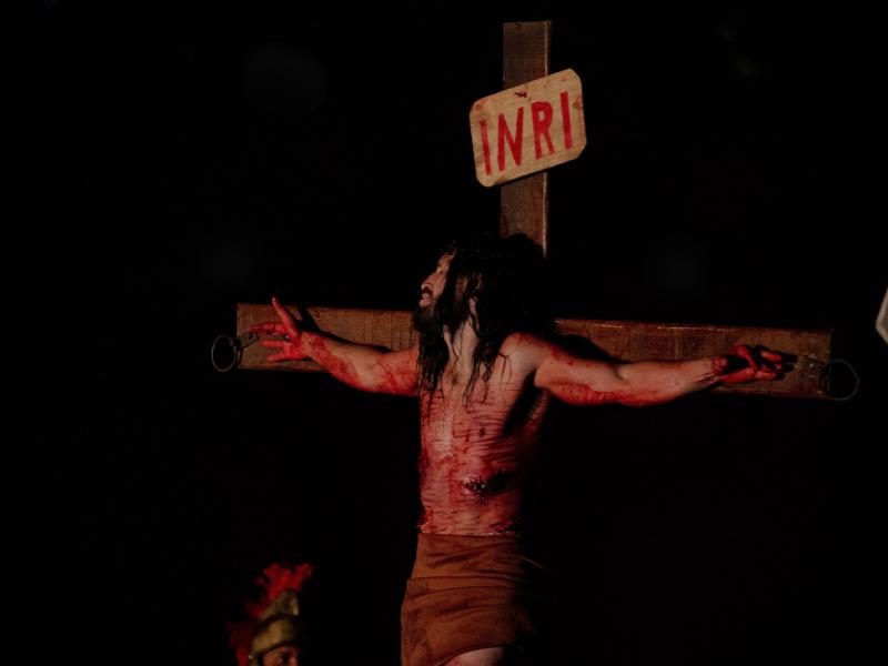 Paixão de Cristo acontece nesta sexta-feira (03) com espetáculo reformulado e expectativa de milhares de pessoas
