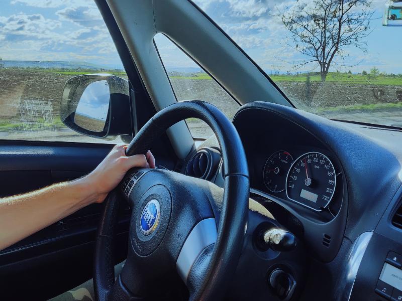 Mais de 51% dos veículos registrados em Campo Largo estão isentos do IPVA em 2026