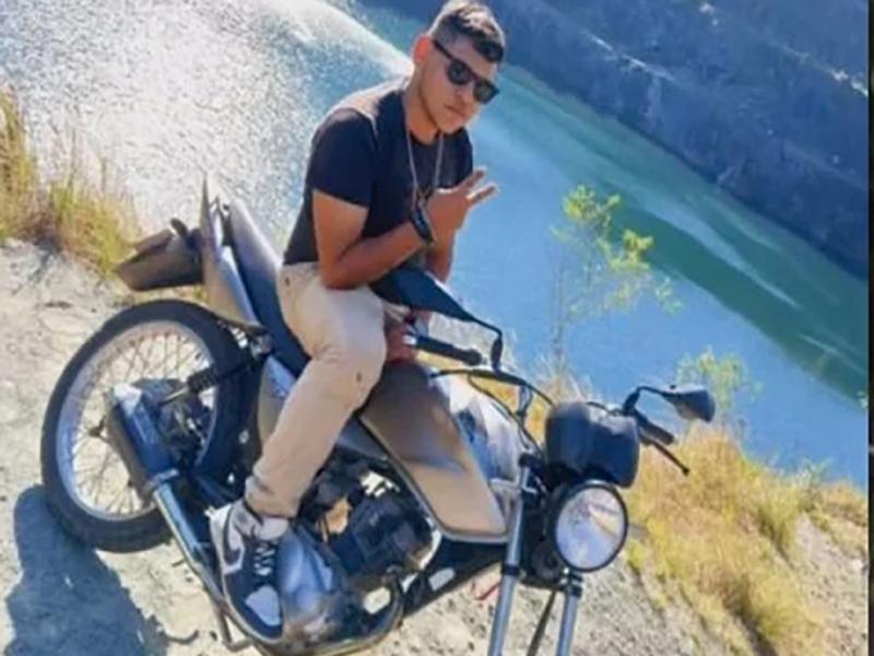 Motociclista morto em grave acidente na BR-277 é identificado