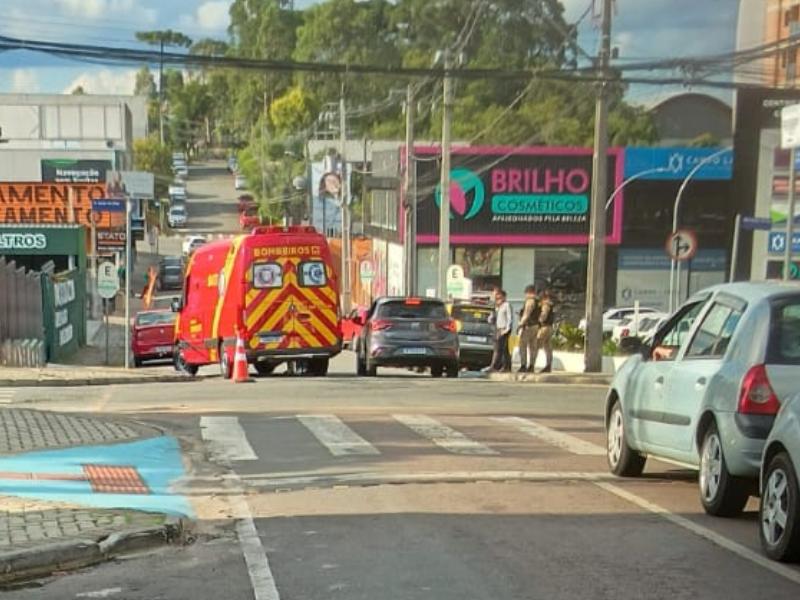 SIATE atende duas ocorrências de acidente em Campo Largo nesta segunda-feira
