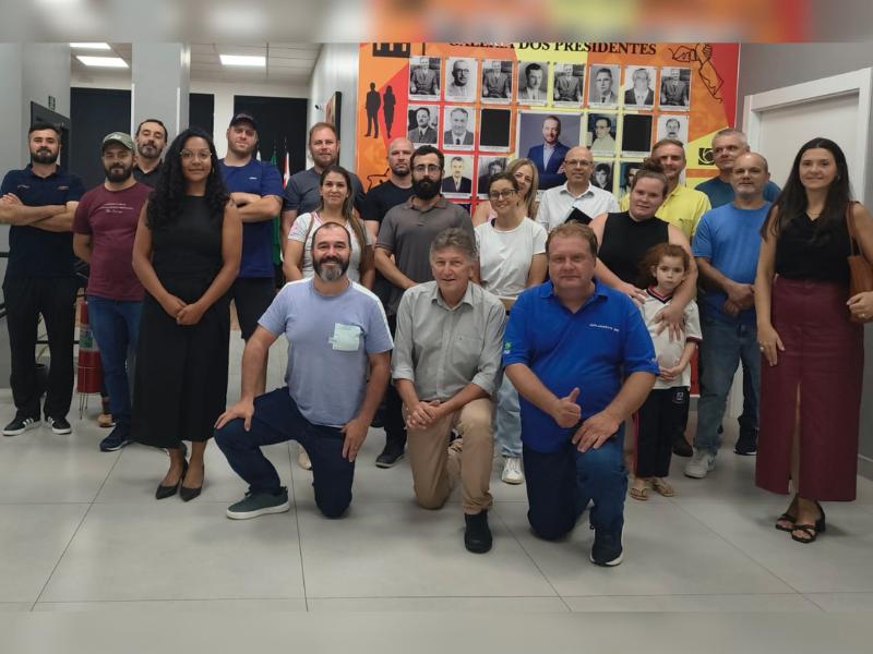 Núcleo de Reparadores da Acicla recebe capacitação sobre garantias e boas práticas no atendimento