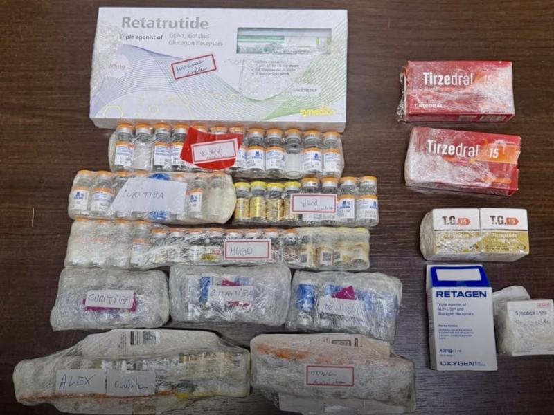 Medicamentos para emagrecimento trazidos do Paraguai apreendidos na BR-277