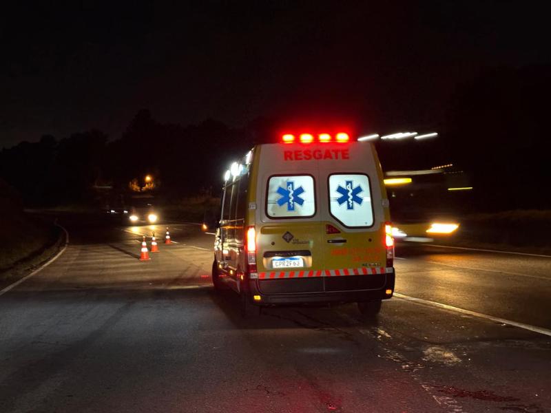 Homem morre atropelado por caminhão na BR-277, em Campo Largo