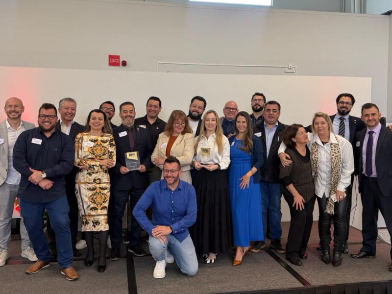 Fórum regional do BNI reúne cerca de 100 lideranças de Campo Largo